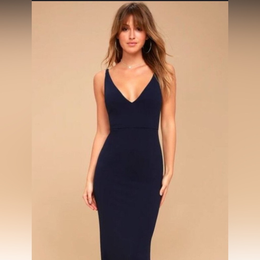 Lulu’s Melora Navy Blue Sleeveless Dress